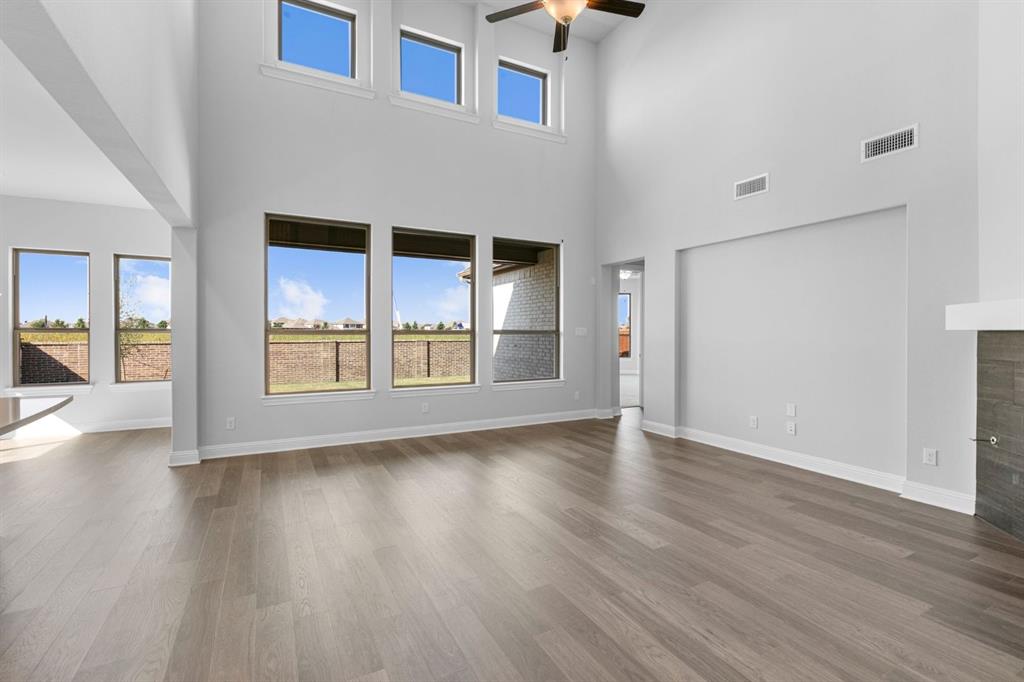 2103 Birch Street Mansfield, TX 76063 - Photo 19 of 38 DAL_South Pointe Village_Caddo II_2103 Birch Street (17)