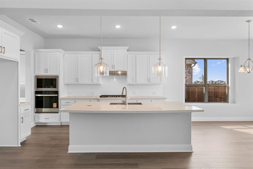 2103 Birch Street Mansfield, TX 76063 - Photo 10 of 38 DAL_South Pointe Village_Caddo II_2103 Birch Street (8)