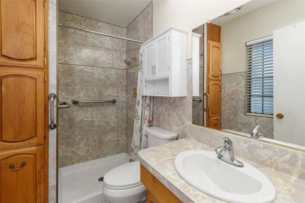 25785 Whitman Road Menifee, CA 92586 - Photo 14 of 23 Master Bathroom Walk In Shower