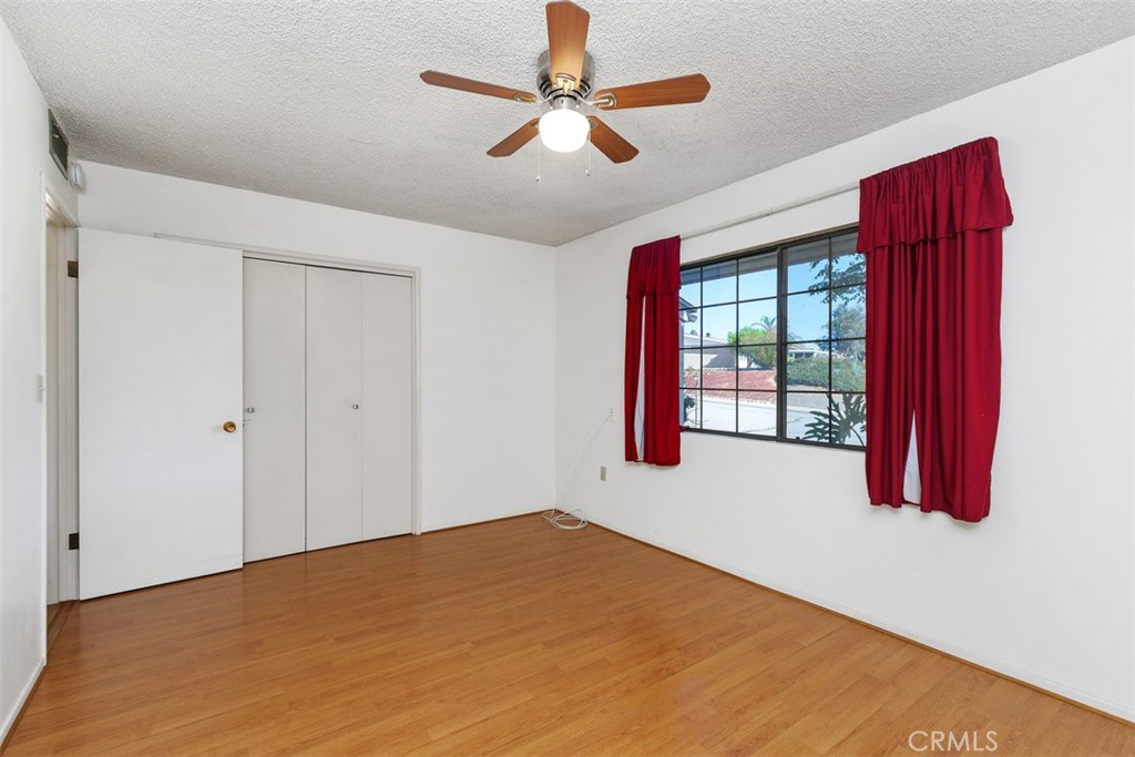 25785 Whitman Road Menifee, CA 92586 - Photo 16 of 23 Secobdary Bedroom with Walk IN Closet