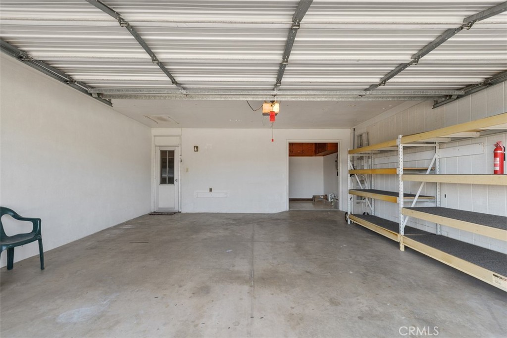 25785 Whitman Road Menifee, CA 92586 - Photo 19 of 23 Garage