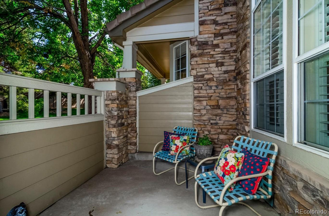 8883 Edinburgh Circle Highlands Ranch, CO 80129 - Photo 4 of 29 Gallery Image 4