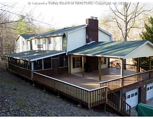 18 Thoroughbred Winfield, WV 25213 - Photo 2 of 16 Patio/Deck. Deck area with large covered patio