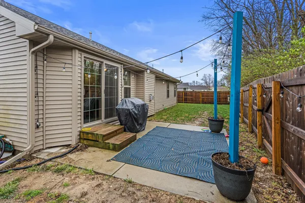$285,000 | 2507 North Fairfield Drive, Urbana, IL 61802