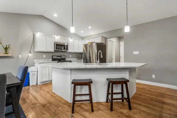 $285,000 | 2507 North Fairfield Drive, Urbana, IL 61802