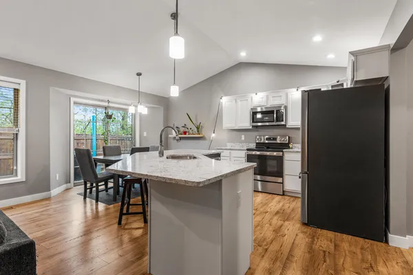 $285,000 | 2507 North Fairfield Drive, Urbana, IL 61802