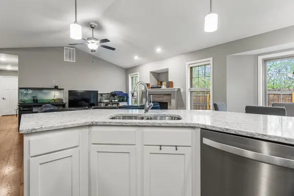$285,000 | 2507 North Fairfield Drive, Urbana, IL 61802