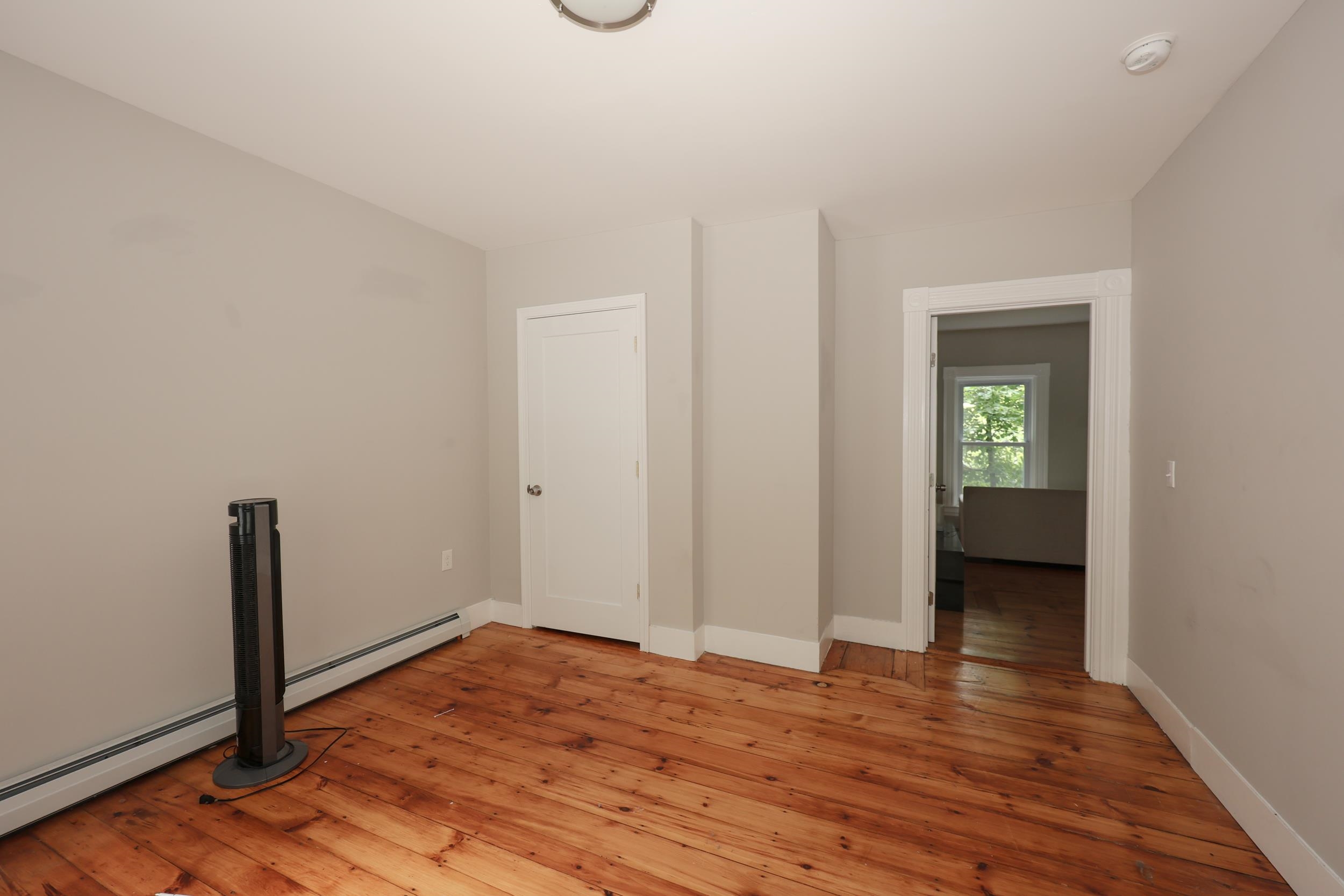 449 West River Road Hooksett, NH 03106 - Photo 11 of 32