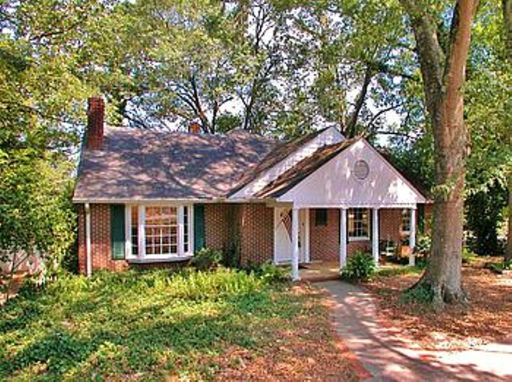 1188 Riverside Drive Gainesville, GA 30501 - Photo 1 of 1 Gallery Image 1
