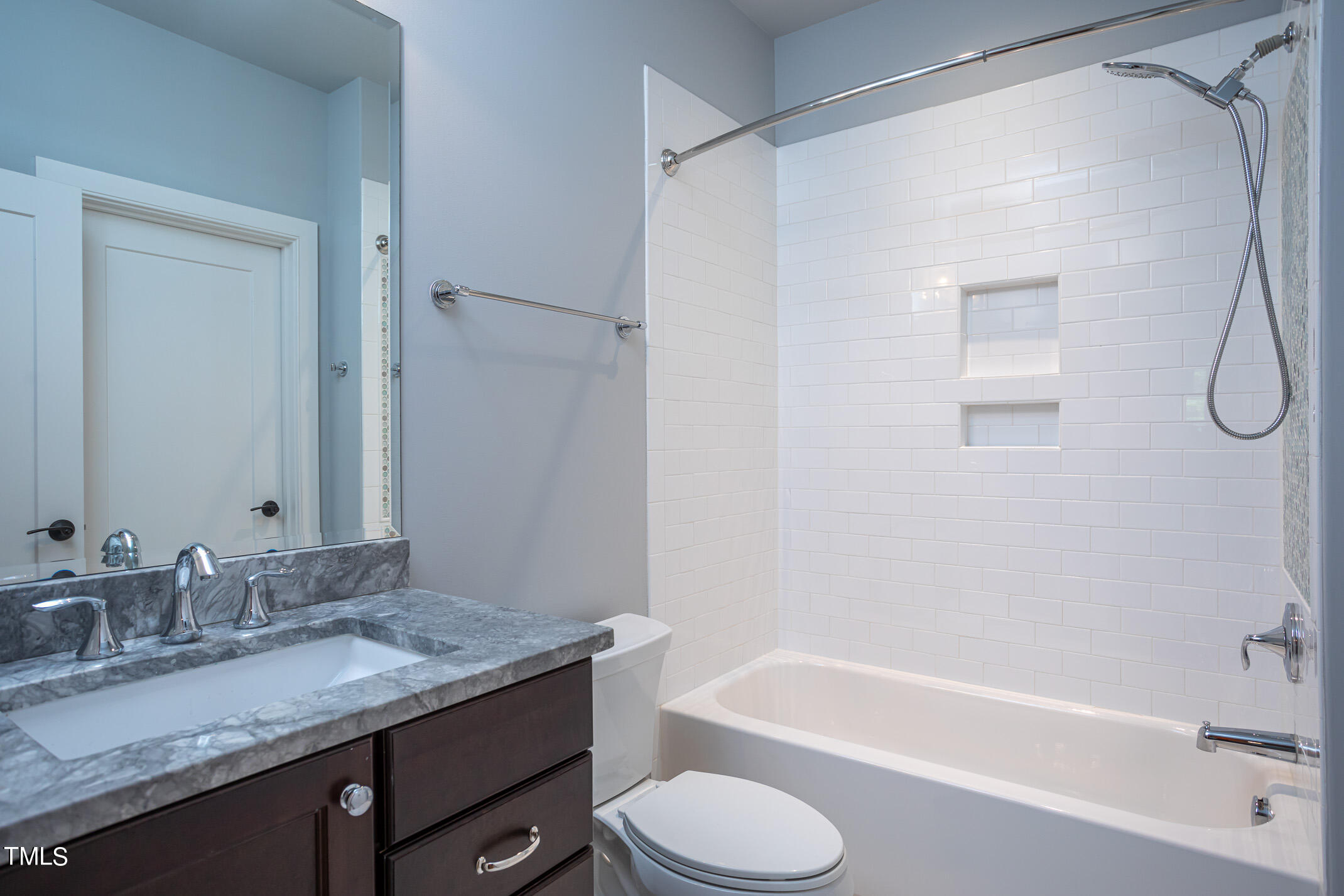 4126 Rockingham Street Raleigh, NC 27609 - Photo 51 of 60 Hall bath with bedroom access.