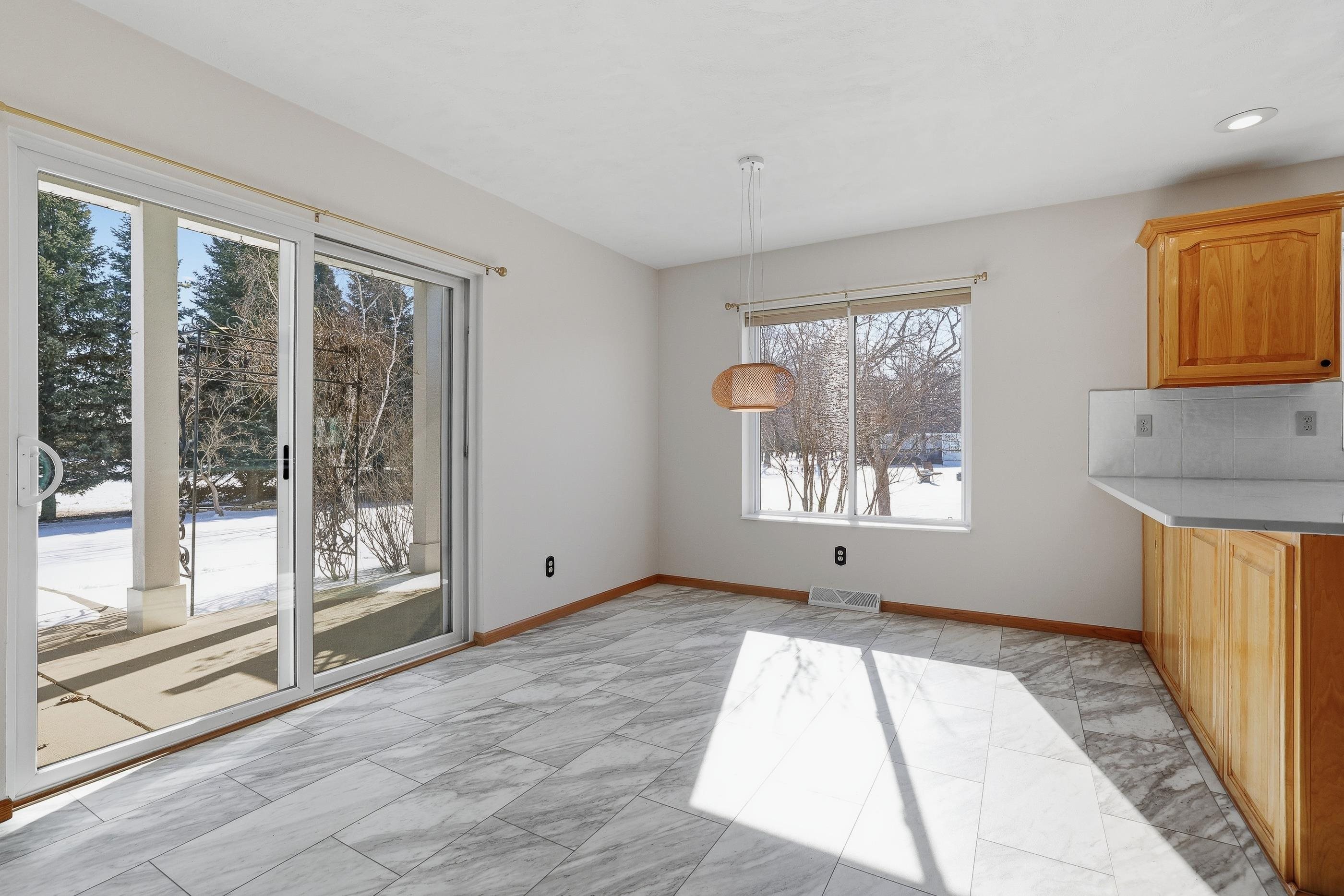 1547 Foxfire Court Waupaca, WI 54981 - Photo 13 of 70