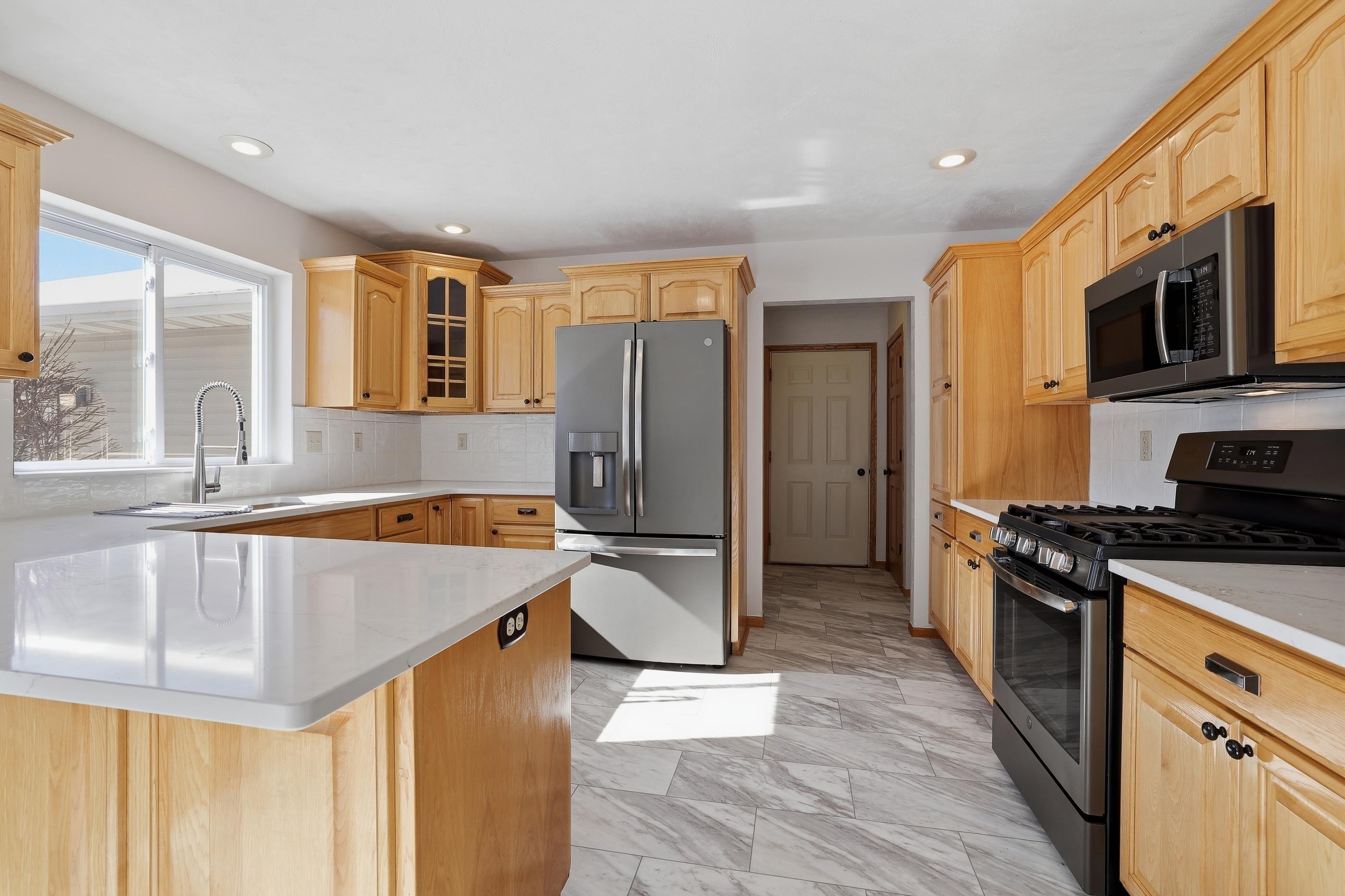 1547 Foxfire Court Waupaca, WI 54981 - Photo 16 of 70