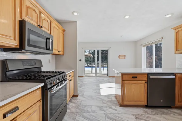 $425,000 | 1547 Foxfire Court, Waupaca, WI 54981