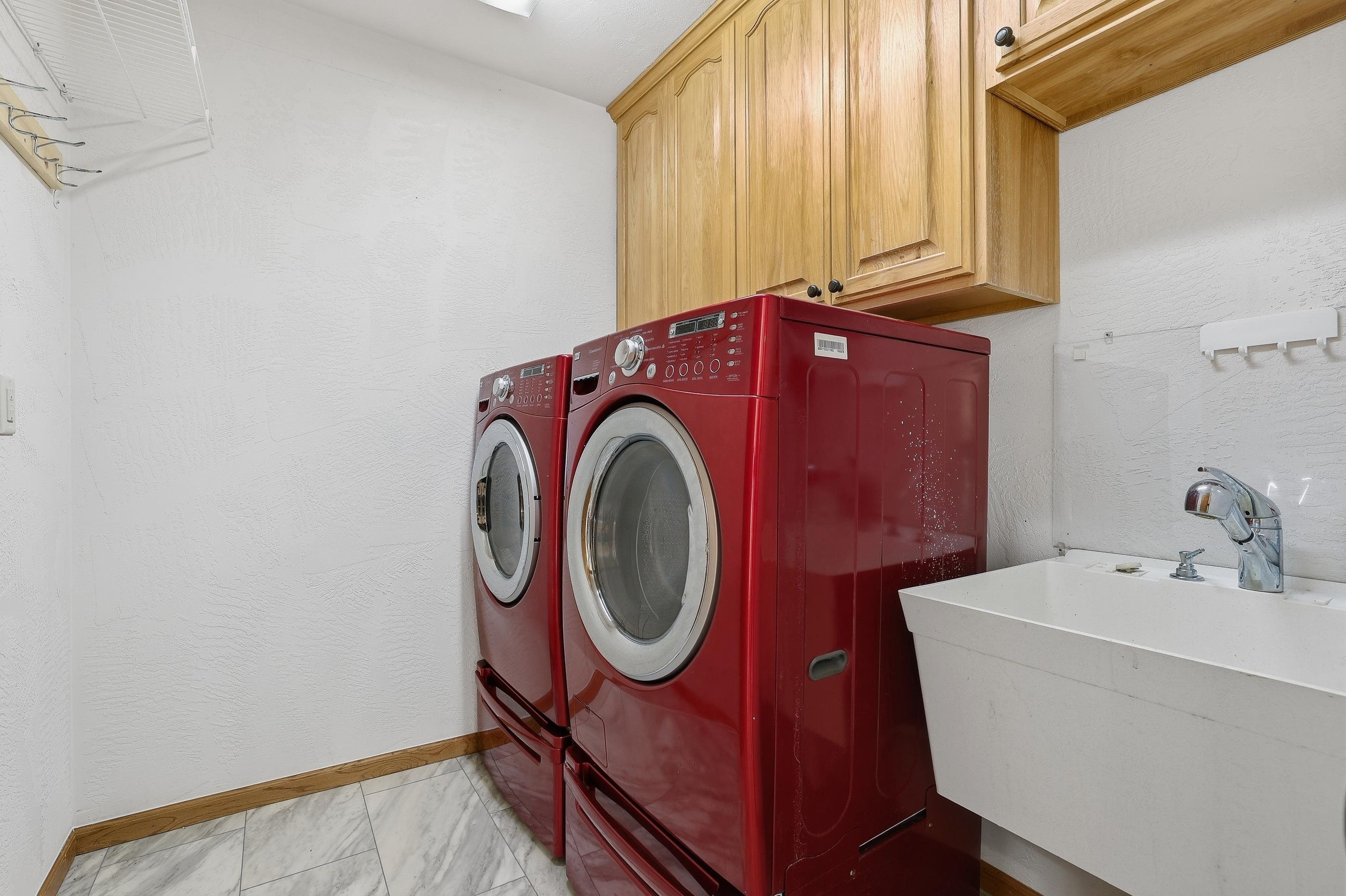 1547 Foxfire Court Waupaca, WI 54981 - Photo 21 of 70