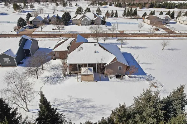 $425,000 | 1547 Foxfire Court, Waupaca, WI 54981