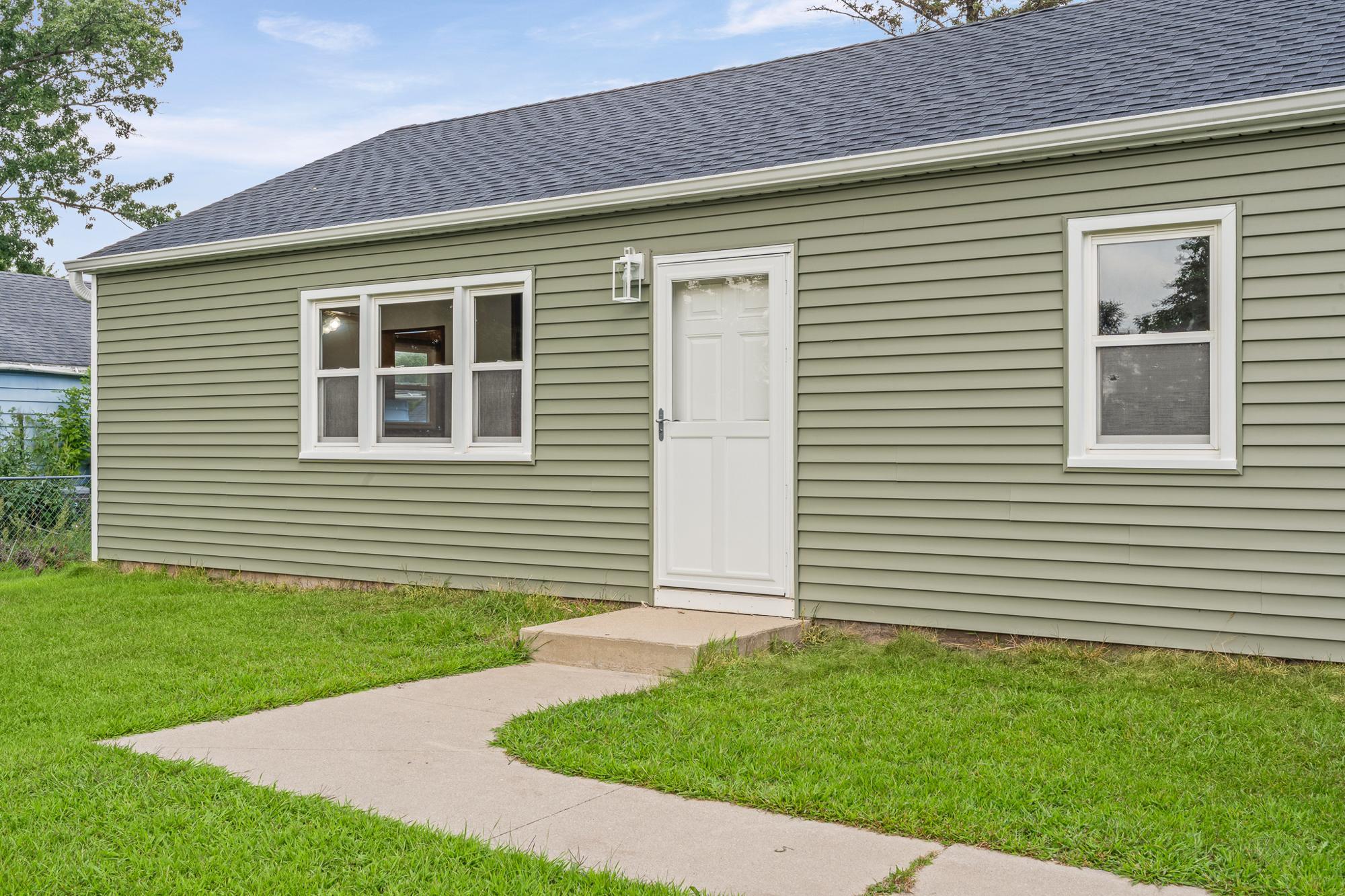 2709 Markay Street Southeast Rochester, MN 55904 - Photo 6 of 42 Gallery Image 6