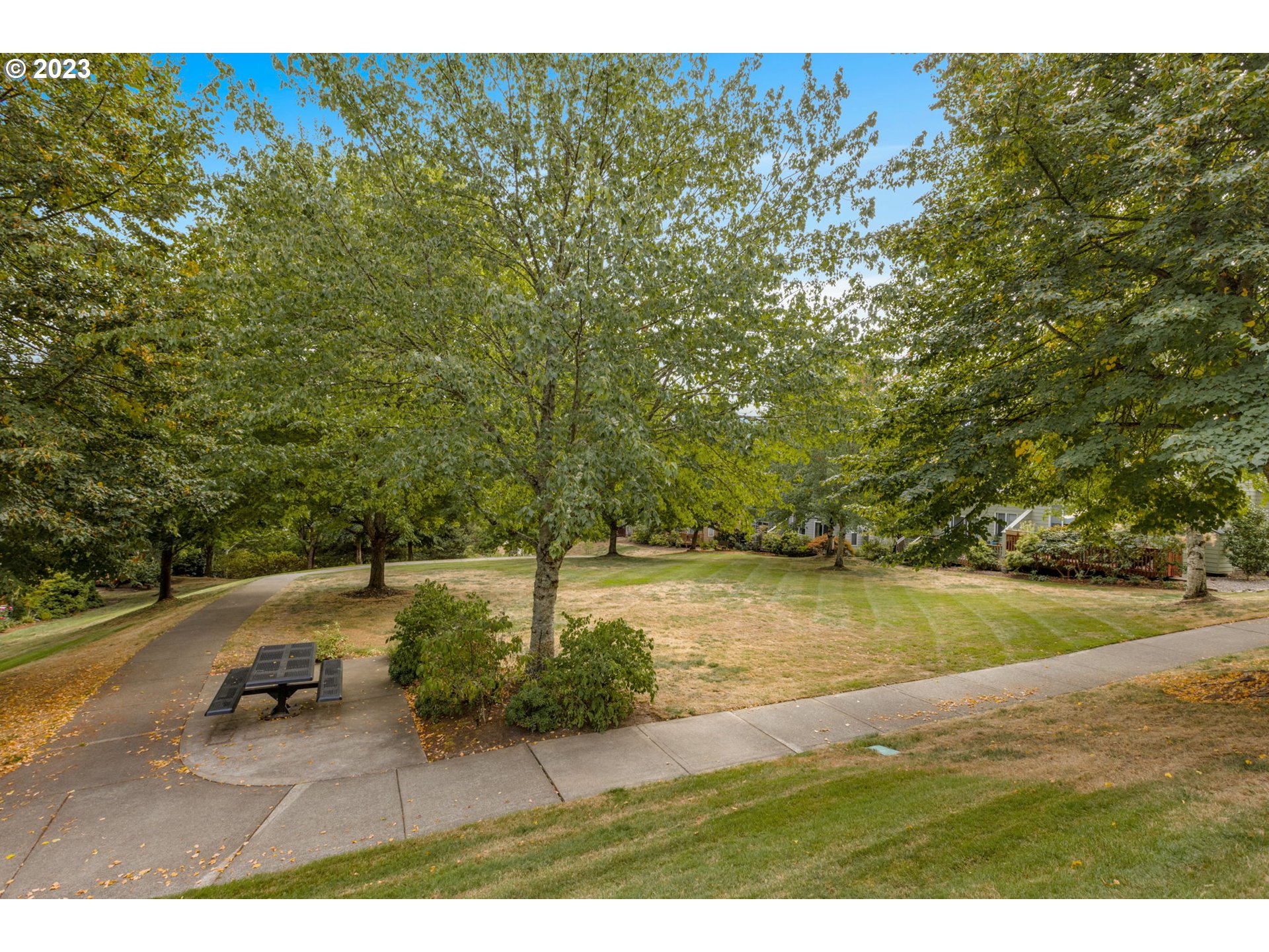15530 Southwest Peridot Way Beaverton, OR 97007 - Photo 29 of 31 a view of an ocean beach