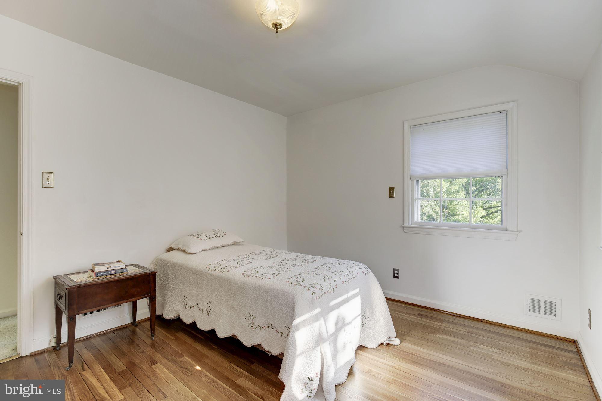 3101 Kingtree Street Silver Spring, MD 20902 - Photo 21 of 30 Bedroom