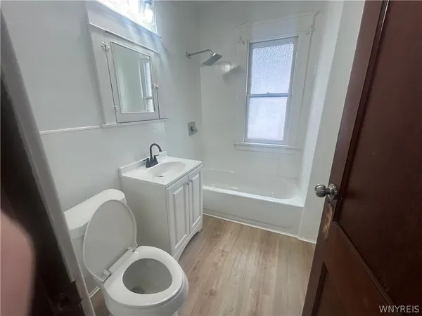 $1,500 | 411 Cambridge Avenue, Buffalo, NY 14215