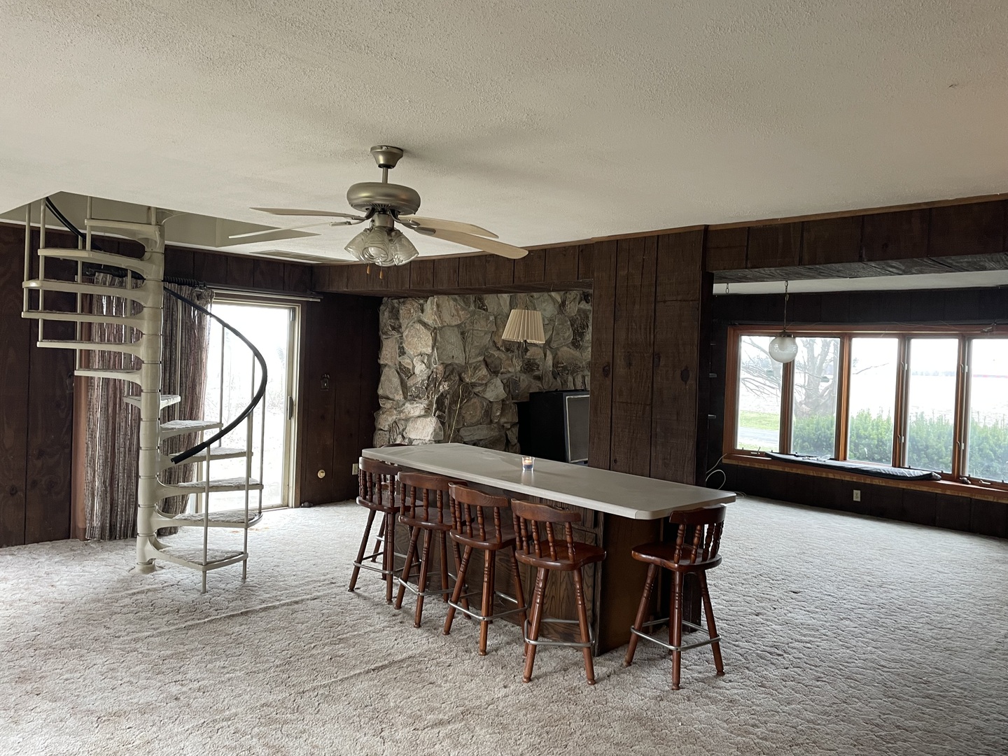 26644 Avers Road Sterling, IL 61081 - Photo 3 of 19 a view of a dining room with furniture window and outside view