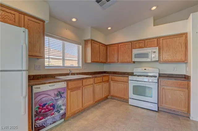 $1,599 | 10403 Madagascar Palm Street, Las Vegas, NV 89141