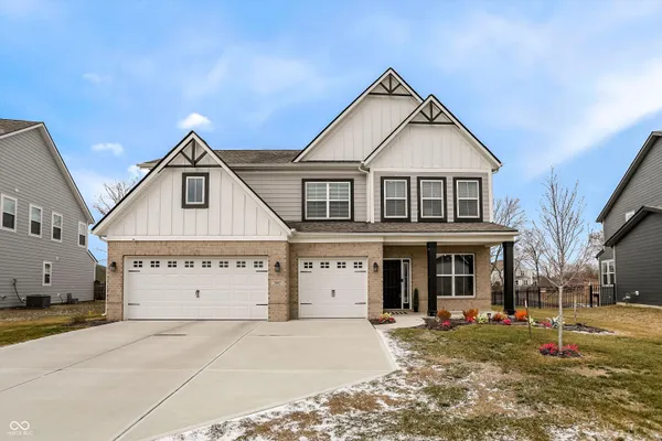 $524,900 | 3862 Saddle Club S Parkway, Bargersville, IN 46106