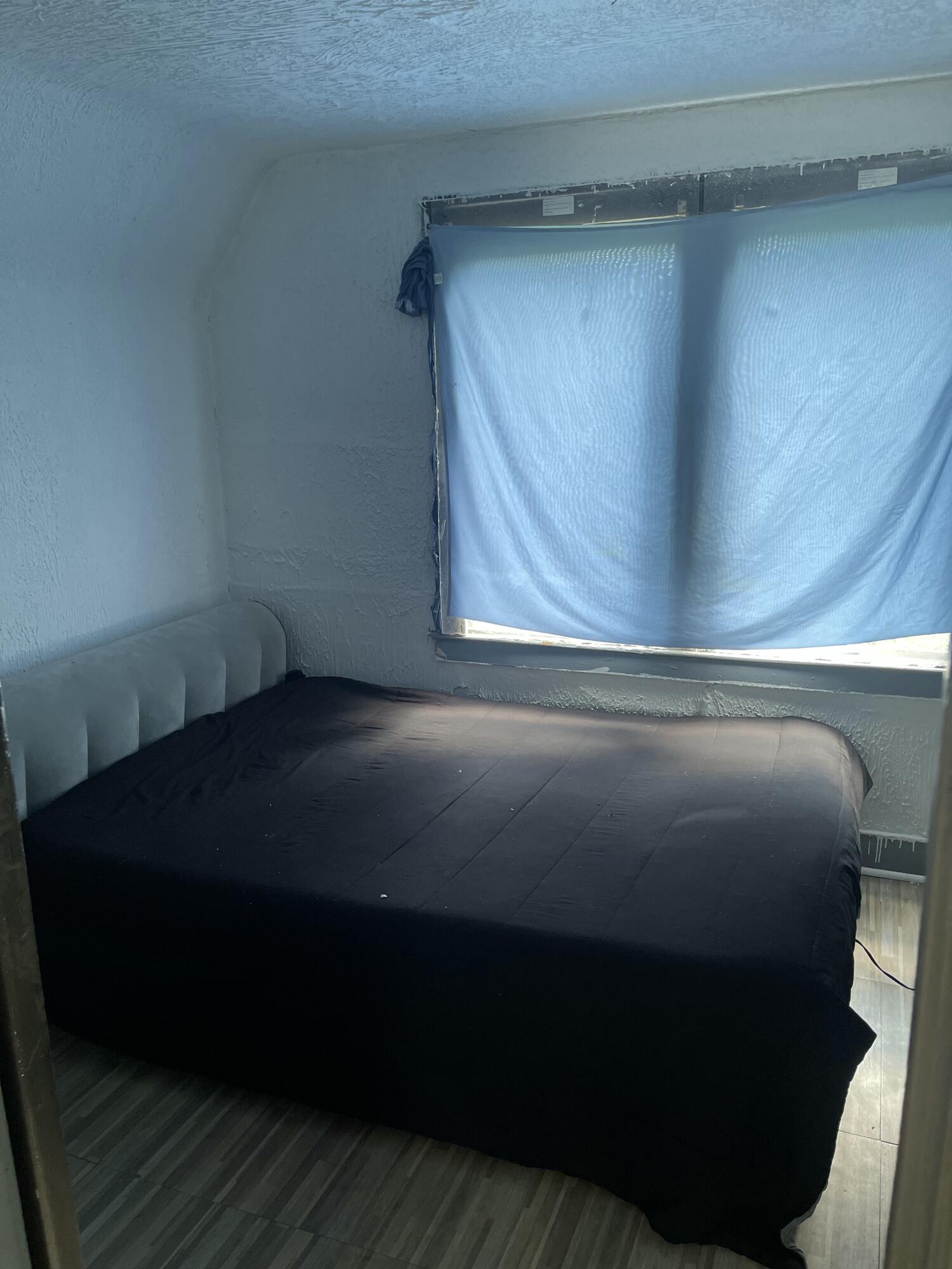 14122 Mendota Street Detroit, MI 48238 - Photo 13 of 22 IMG_1666