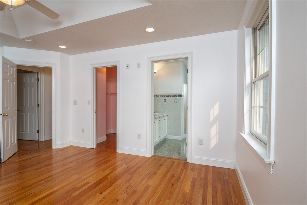23 Summerfield Road Amherst, MA 01002 - Photo 34 of 42