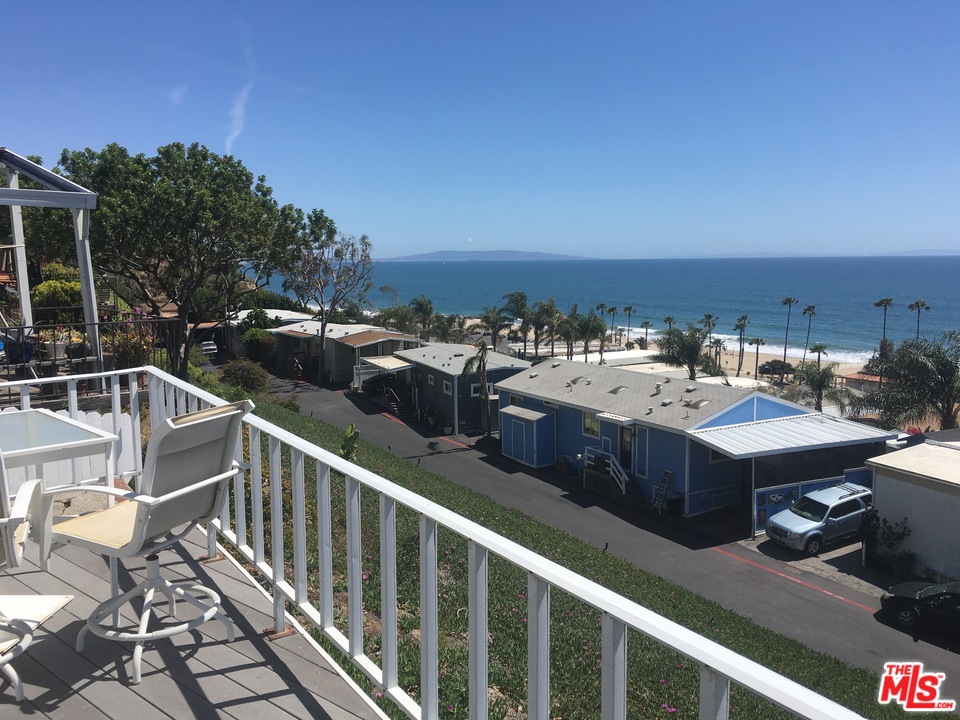 16 Samoa Way Pacific Palisades, CA 90272 - Photo 2 of 16