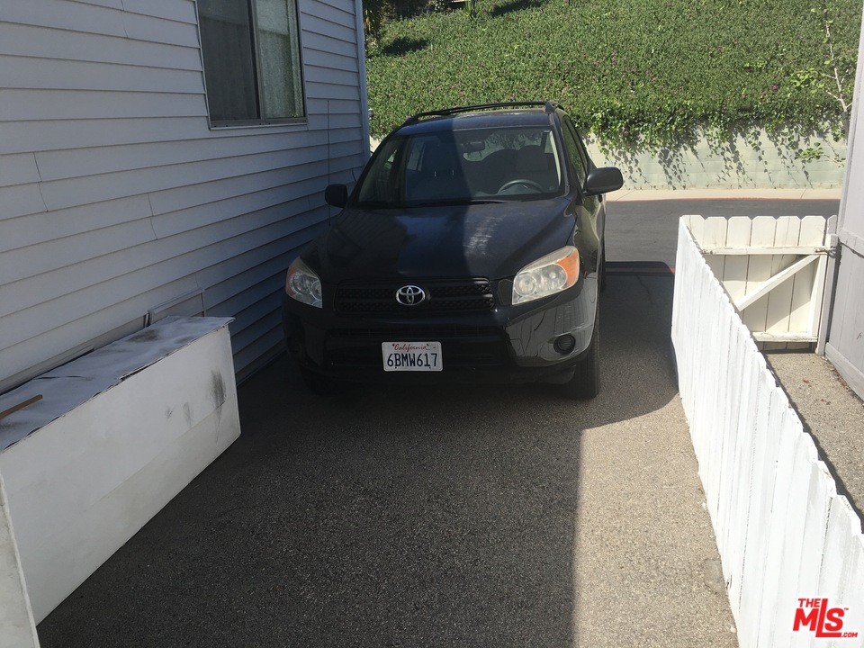 16 Samoa Way Pacific Palisades, CA 90272 - Photo 10 of 16