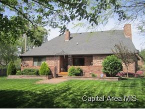 4012 Southwoods Road Springfield, IL 62711 - Photo 3 of 17