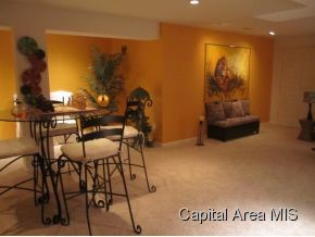 4012 Southwoods Road Springfield, IL 62711 - Photo 7 of 17