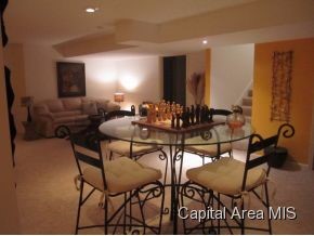 4012 Southwoods Road Springfield, IL 62711 - Photo 8 of 17