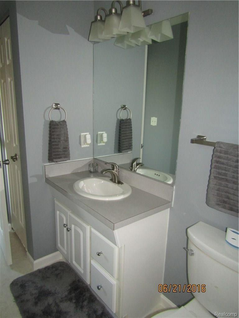 4622 Orvis Road Newport, MI 48166 - Photo 10 of 55 Main Level bath
