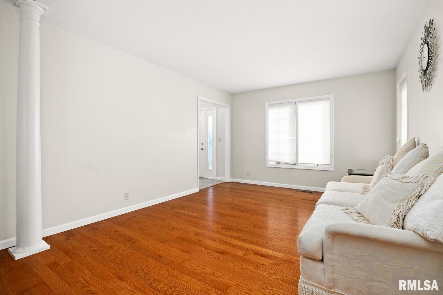 5122 North Rothmere Drive Peoria, IL 61615 - Photo 11 of 58 Gallery Image 11