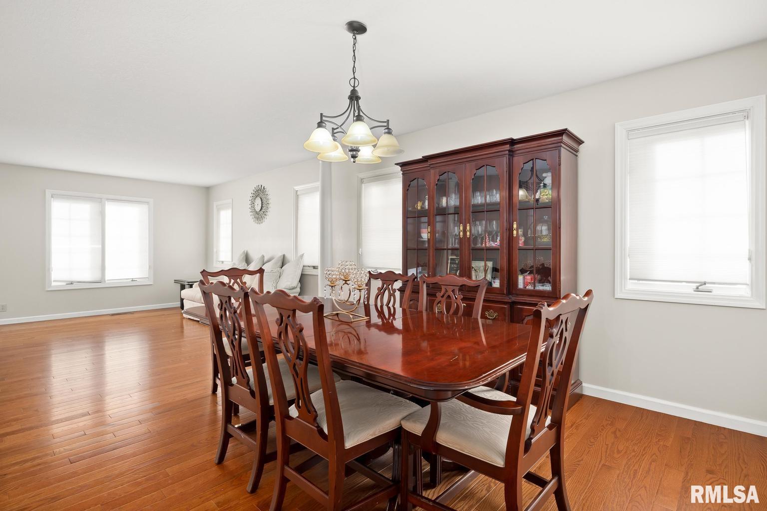 5122 North Rothmere Drive Peoria, IL 61615 - Photo 13 of 58 Gallery Image 13