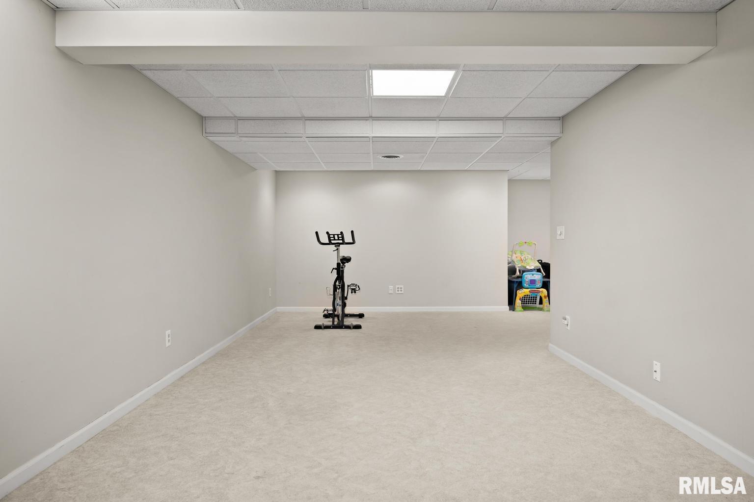 5122 North Rothmere Drive Peoria, IL 61615 - Photo 36 of 58 Gallery Image 36