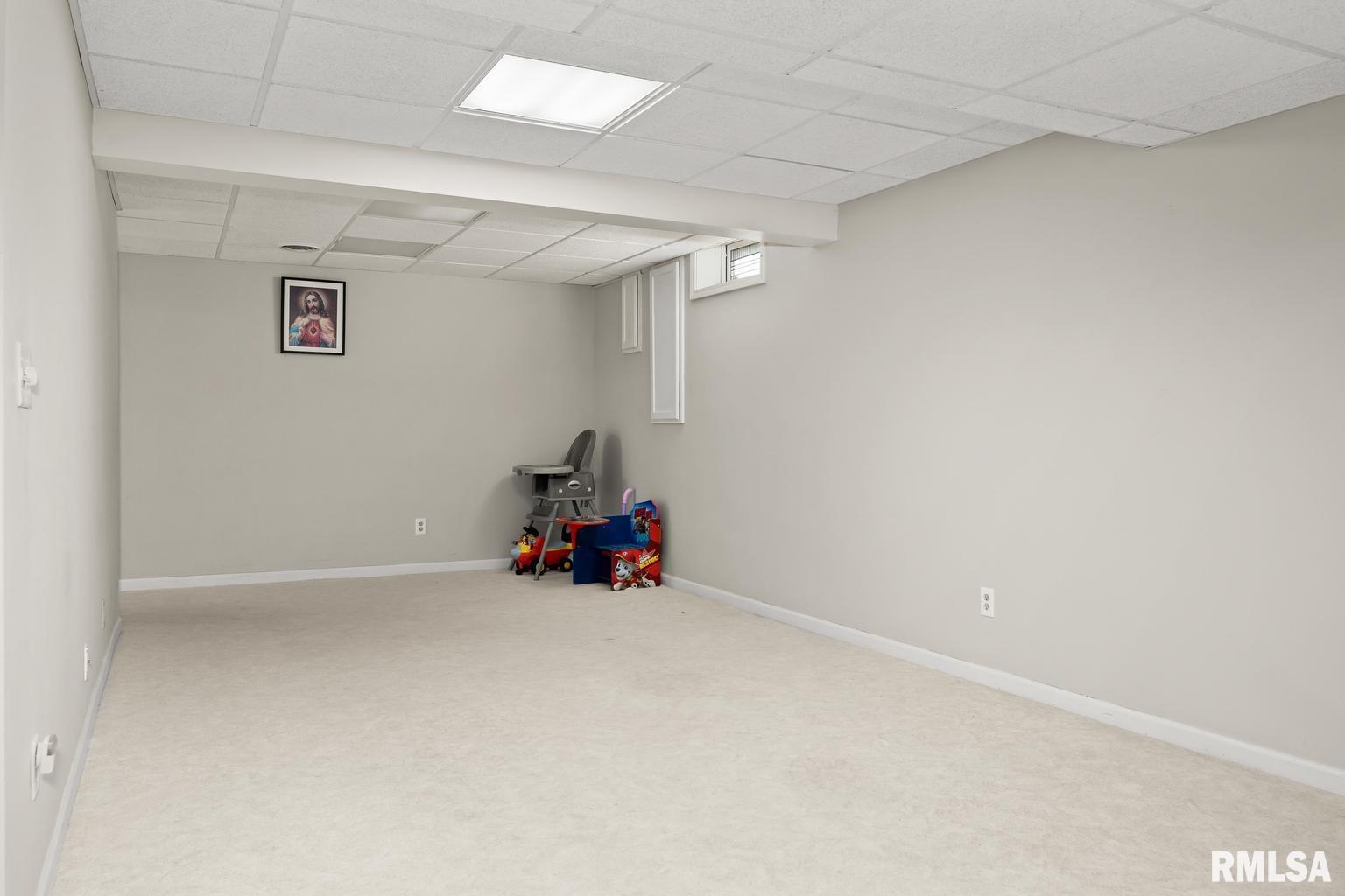 5122 North Rothmere Drive Peoria, IL 61615 - Photo 37 of 58 Gallery Image 37