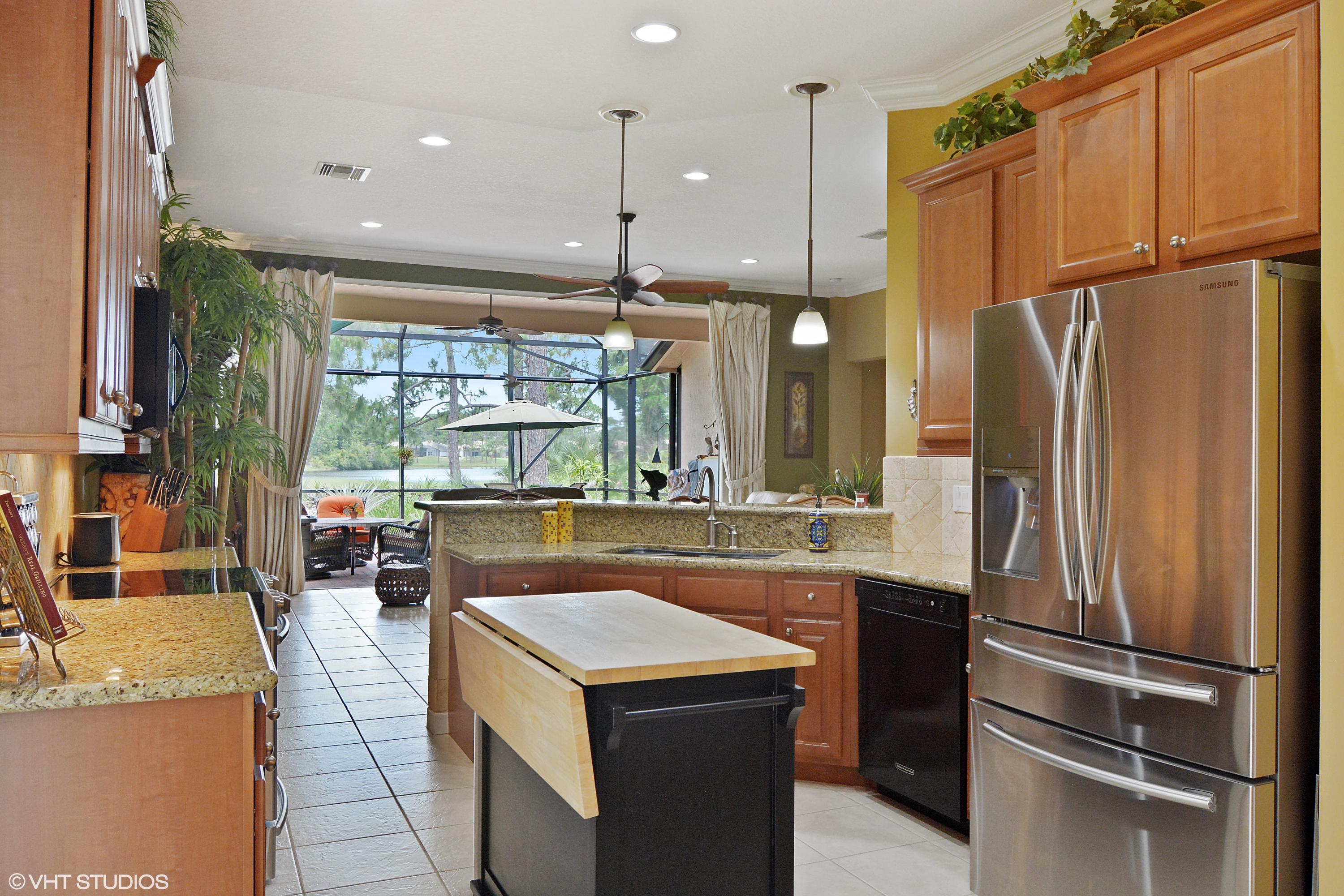 9038 Pumpkin Ridge Port St. Lucie, FL 34986 - Photo 8 of 39 Kitchen