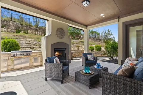 $875,000 | 308 Ansley Cove, Austin, TX 78738