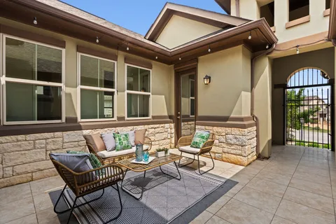 $875,000 | 308 Ansley Cove, Austin, TX 78738
