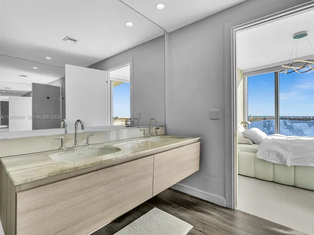 a view of a multi story building