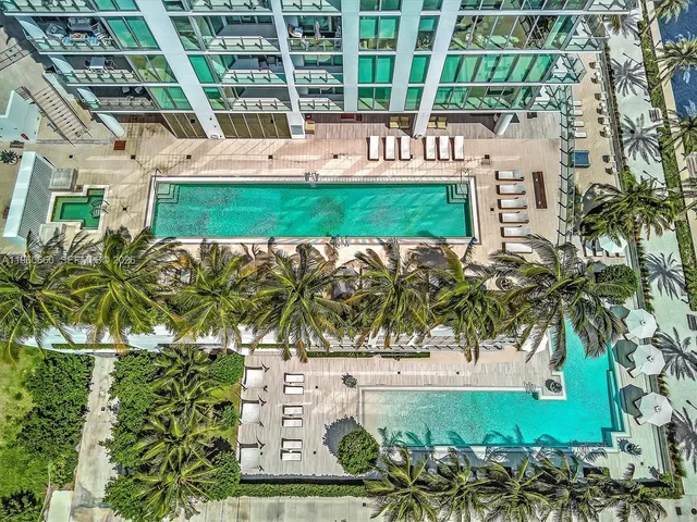 $2,250,000 | 2900 Northeast 7th Avenue, Unit 3307, Miami, FL 33137