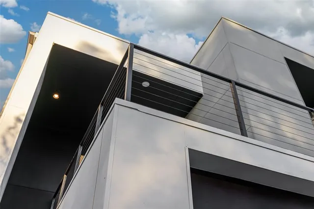 a close view of a fireplace in a room