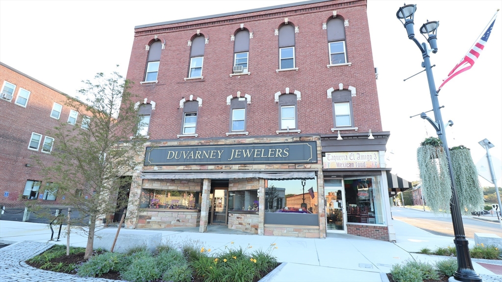 7 High Street, Unit 5 Clinton, MA 01510 - Photo 1 of 17