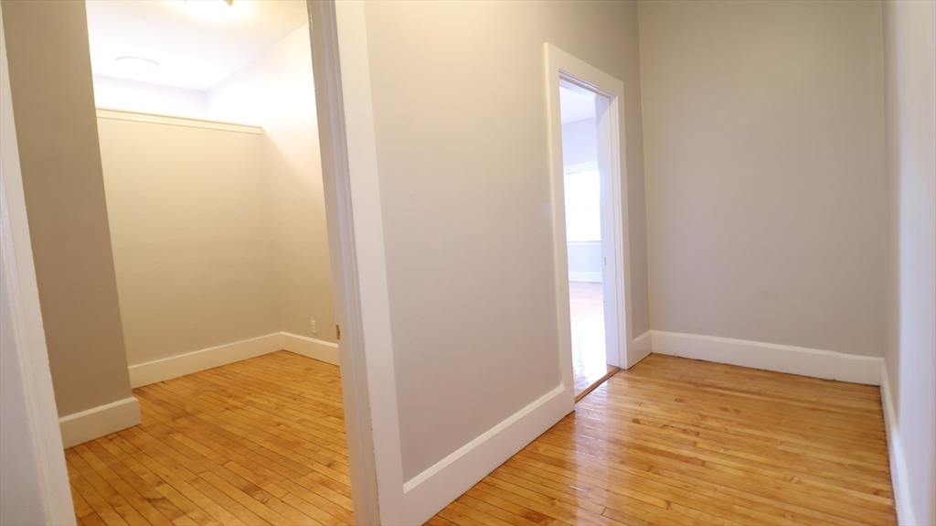 7 High Street, Unit 5 Clinton, MA 01510 - Photo 7 of 17