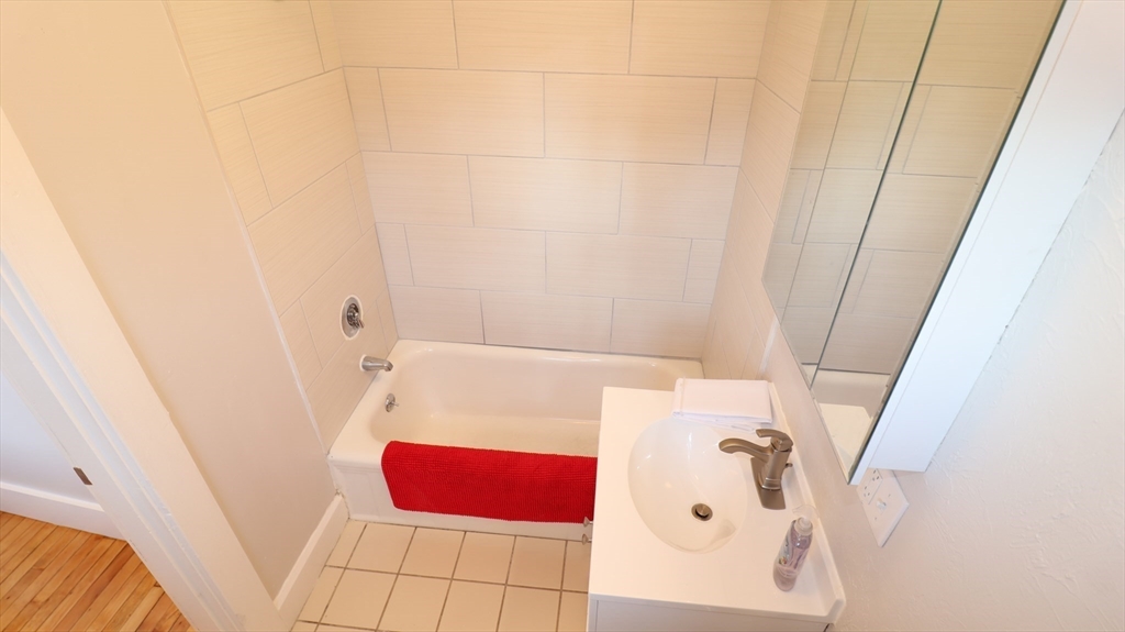 7 High Street, Unit 5 Clinton, MA 01510 - Photo 10 of 17