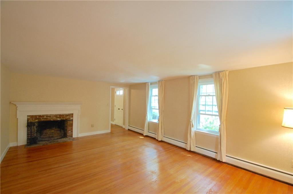 2 Locksley Road Cape Elizabeth, ME 04107 - Photo 4 of 35 Photo