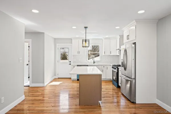 $1,049,000 | 19 Rugby Road, Merrick, NY 11566