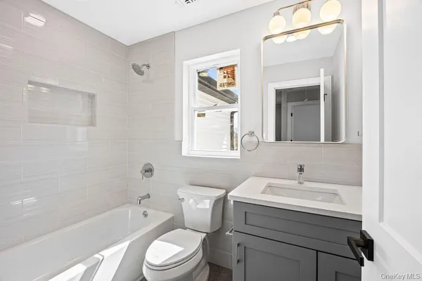 $1,049,000 | 19 Rugby Road, Merrick, NY 11566